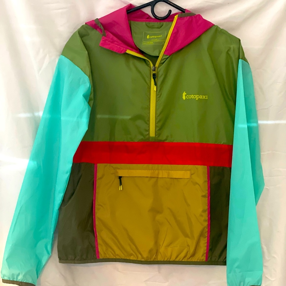 Women’s Cotopaxi Wind Breaker